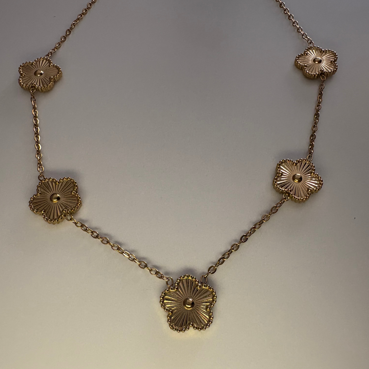 Collier fleur Éternel - Collier de fleur doreé - Acier inoxydable